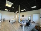 Location Commerce Genay 69730 67 m2