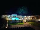 Vente Prestige Eymet 24500 16 pieces 384 m2
