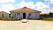Vente Local commercial Chef-boutonne  79110 8 pieces 150 m2