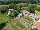 Vente Prestige Figeac 46100 16 pieces 590 m2