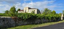 Vente Domaine agricole Blaye  33390 12 pieces 32767 m2