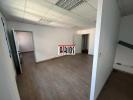 Location Bureau Garde  83130 230 m2