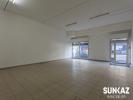 Location Local commercial Saint-pierre  97410 2 pieces 70 m2