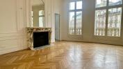 Location Appartement Paris-8eme-arrondissement  75008 5 pieces 187 m2
