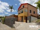 Location Maison Saint-pierre  97410 5 pieces 93 m2