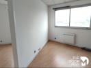Location Local commercial Coignieres  78310 2 pieces 23 m2