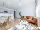Location Appartement Paris-15eme-arrondissement  75015 2 pieces 64 m2