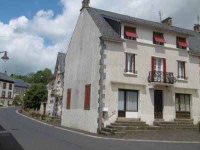 Vente Maison 7 pices BAGNOLS 63810