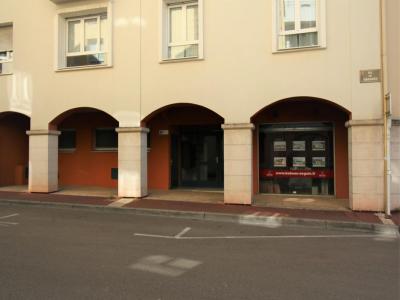 Location Appartement 4 pièces CHAUMONT 52000