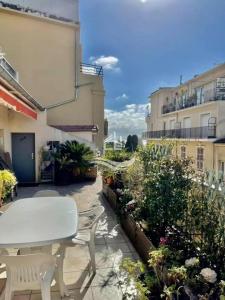 Location Appartement 2 pices NICE 06000