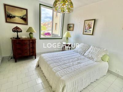 photo Rent for holidays Apartment GOLFE-JUAN 06