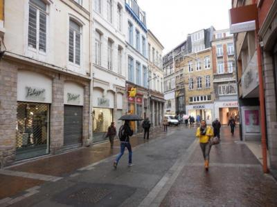 photo For rent Commerce LILLE 59