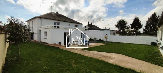 photo For sale House HUISSERIE 53