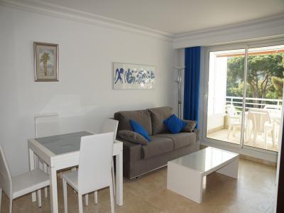 photo Rent for holidays Apartment CAVALAIRE-SUR-MER 83