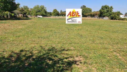 photo For sale Land BENET 85