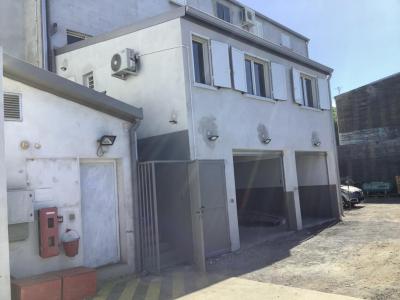 Location Local commercial SAINT-PIERRE 97410