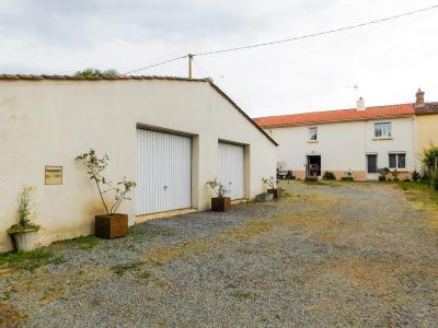 Vente Maison 7 pices CHANTONNAY 85110