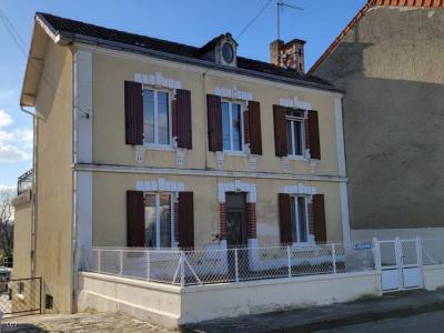 For sale House AUNAC  16