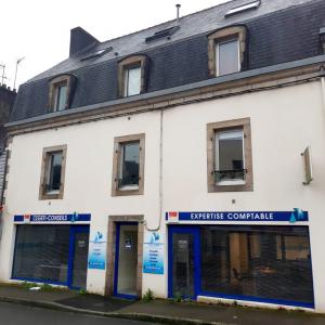 photo For rent Box office QUIMPER 29
