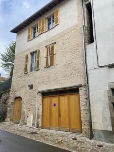 photo For sale Apartment building SAINT-LEONARD-DE-NOBLAT 87