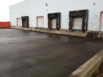 photo For rent Commerce AUTRY-LE-CHATEL 45