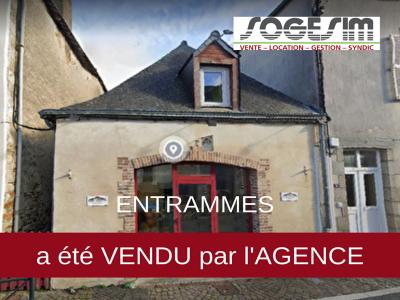 For sale Commercial office ENTRAMMES Centre bourg 53
