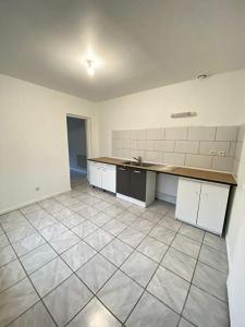 For rent Apartment BONNEVILLE-SUR-ITON CENTRE VILLE 27