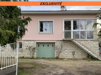 photo For rent House SAINT-JEAN-D'ANGELY 17