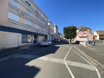 photo For sale Commercial office DELLE 90