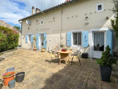 Vente Maison 6 pices CHEF-BOUTONNE 79110