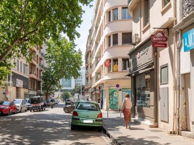 photo For sale Apartment building TOULON 83