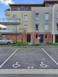 For rent Parking TEMPLEUVE  59