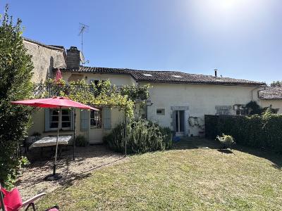 For sale House AUBETERRE-SUR-DRONNE  16