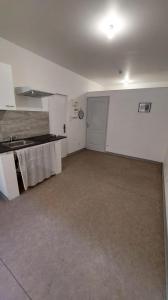 Location Appartement VALENSOLE 04210