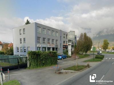 Location Commerce CROLLES 38190