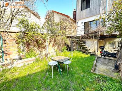 photo For rent House MONTREUIL 93
