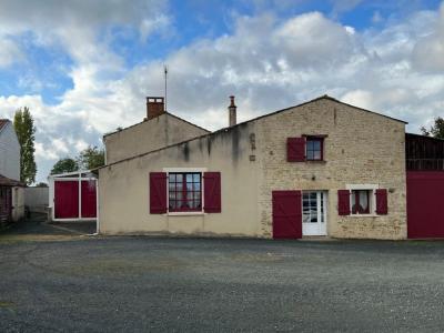 photo For sale House SAINT-JEAN-DE-BEUGNE 85