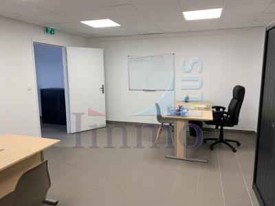 photo For rent Commercial office SAINT-PIERRE 974