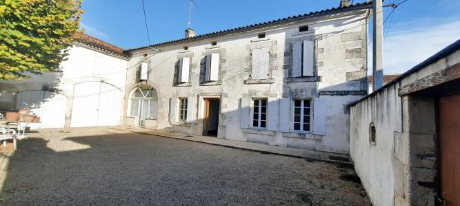 For sale House BASSAC  16