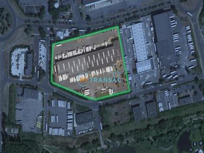 Location Commerce LIEUSAINT 77127