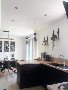 For sale House SAINT-LAURENT-DE-BREVEDENT 