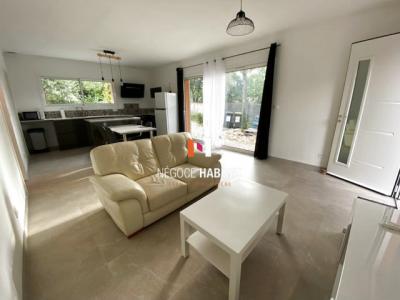 For rent House LECQUES  30