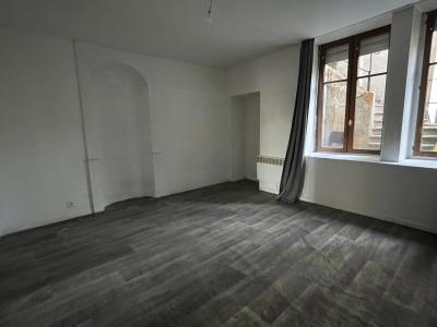 photo For rent Apartment MIRECOURT 88