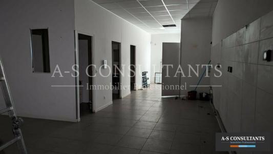 For rent Commercial office SEYSSINET-PARISET  38