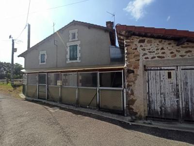 Vente Local commercial ESSE 16500