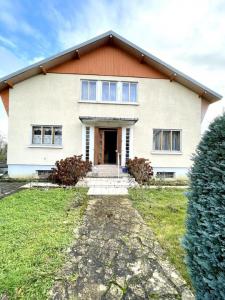 For sale House CHALINDREY  52