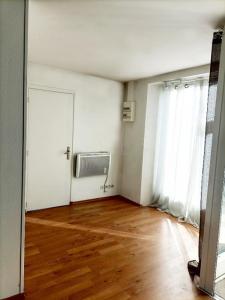 photo For rent Apartment CHATELLERAULT 86