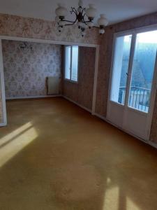 Vente Appartement 3 pices FOUGERES 35300