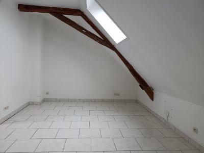 photo For rent Apartment PRECIGNE 72