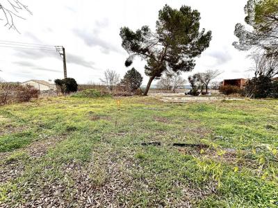 For sale Land VACQUIERES  34